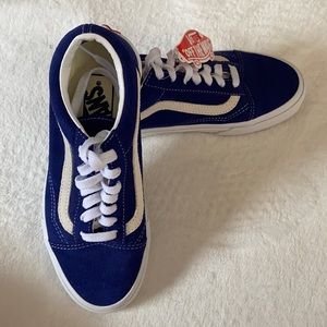 Old skool navy vans